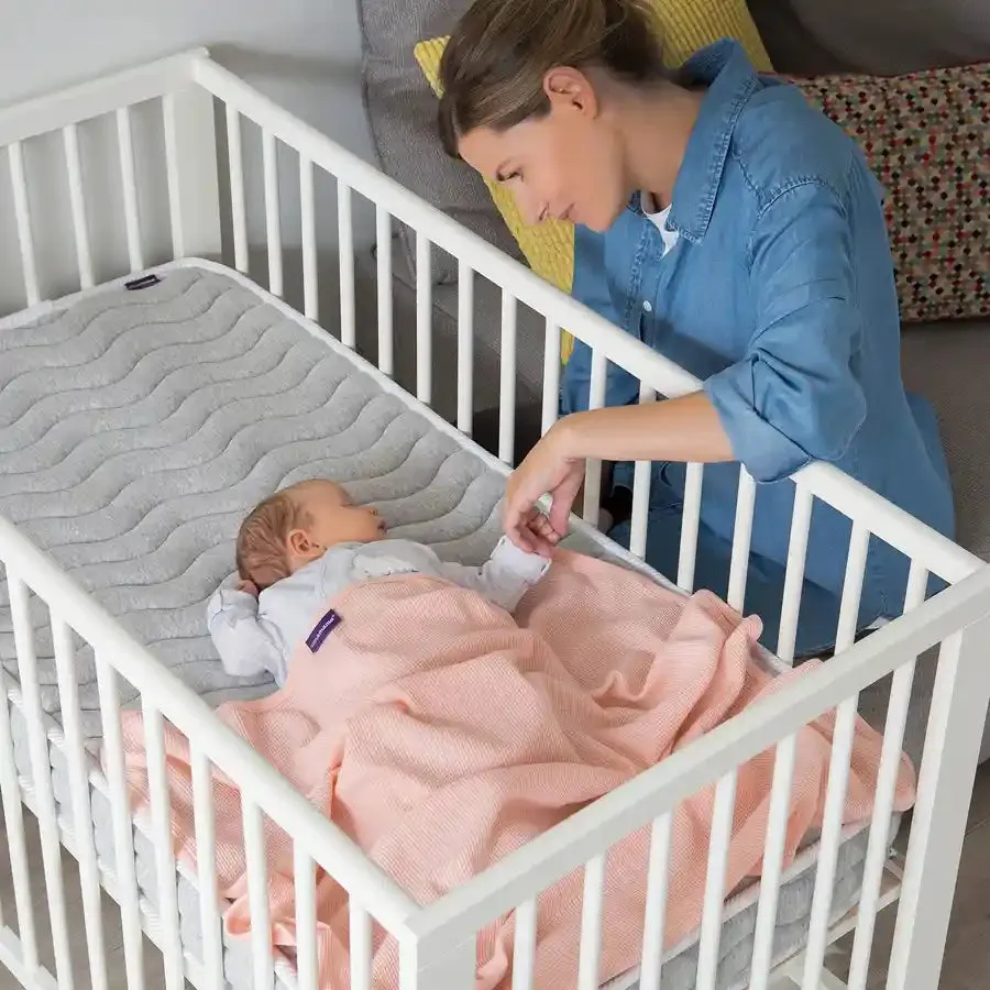 Clevamama Waffle Weave Cotton Blanket Crib/Moses Basket 70 x 90 cm (Coral)