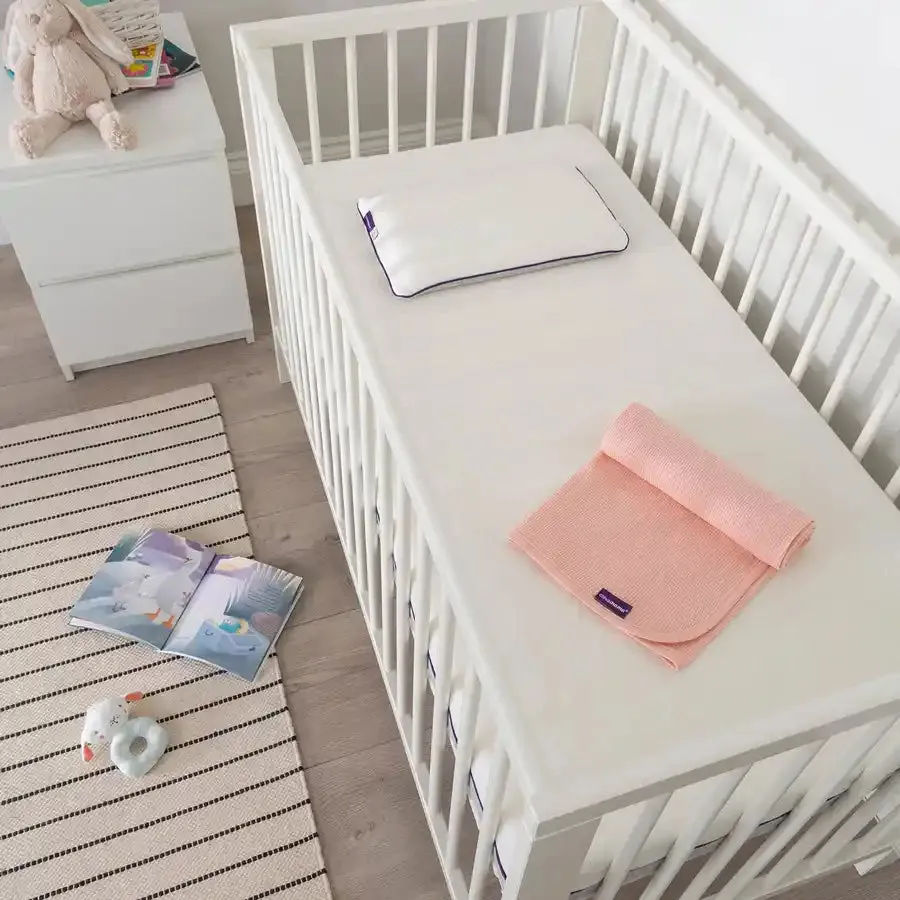 Clevamama Waffle Weave Cotton Blanket Crib/Moses Basket 70 x 90 cm (Coral)