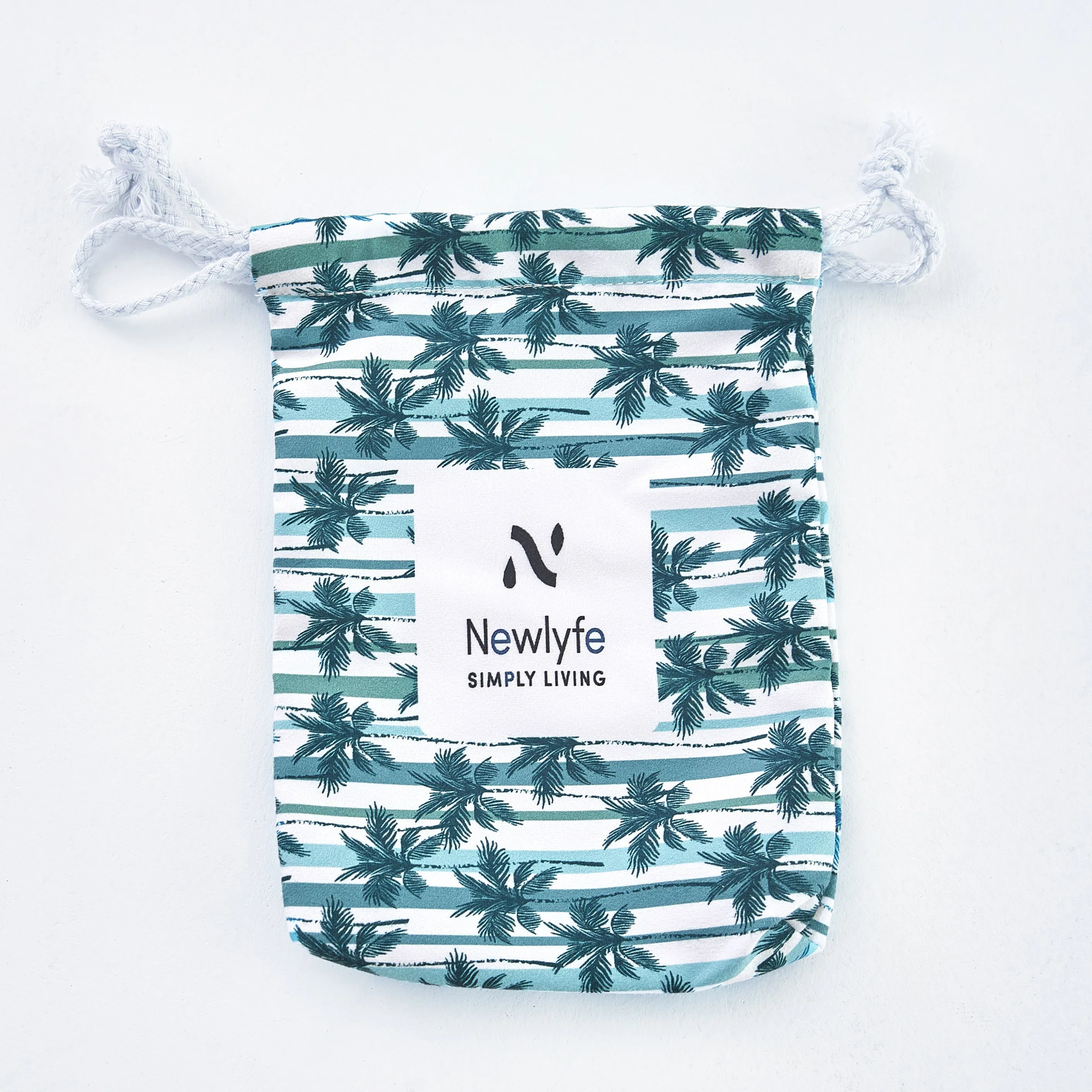 Cocos Beach Towel & Pouch