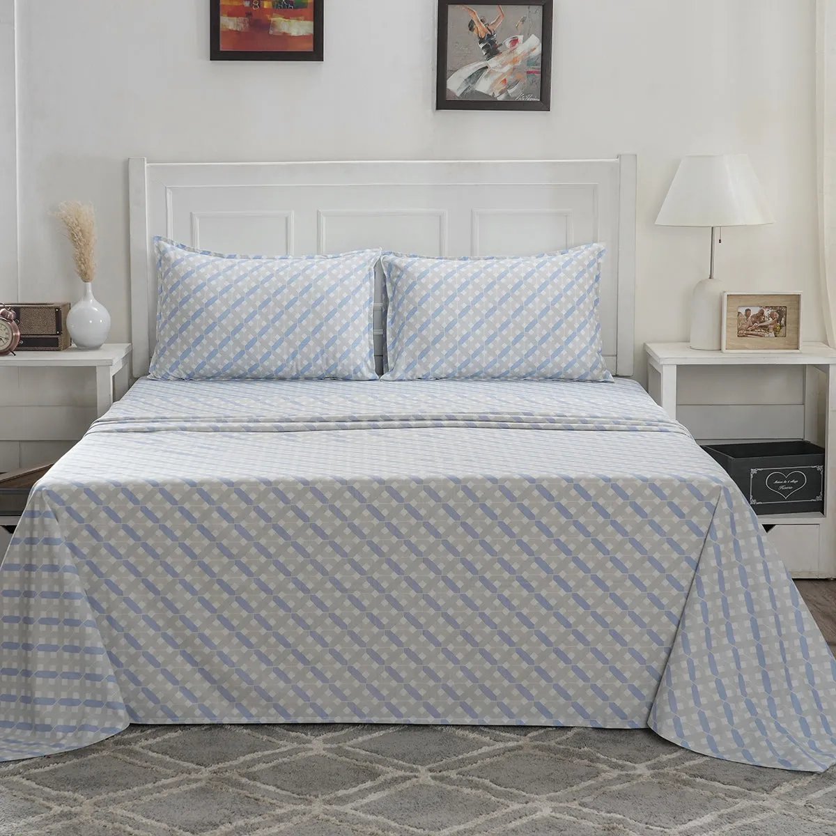 Optimist Bloom 100% Cotton Printed Bed Sheet With Pillow Covers