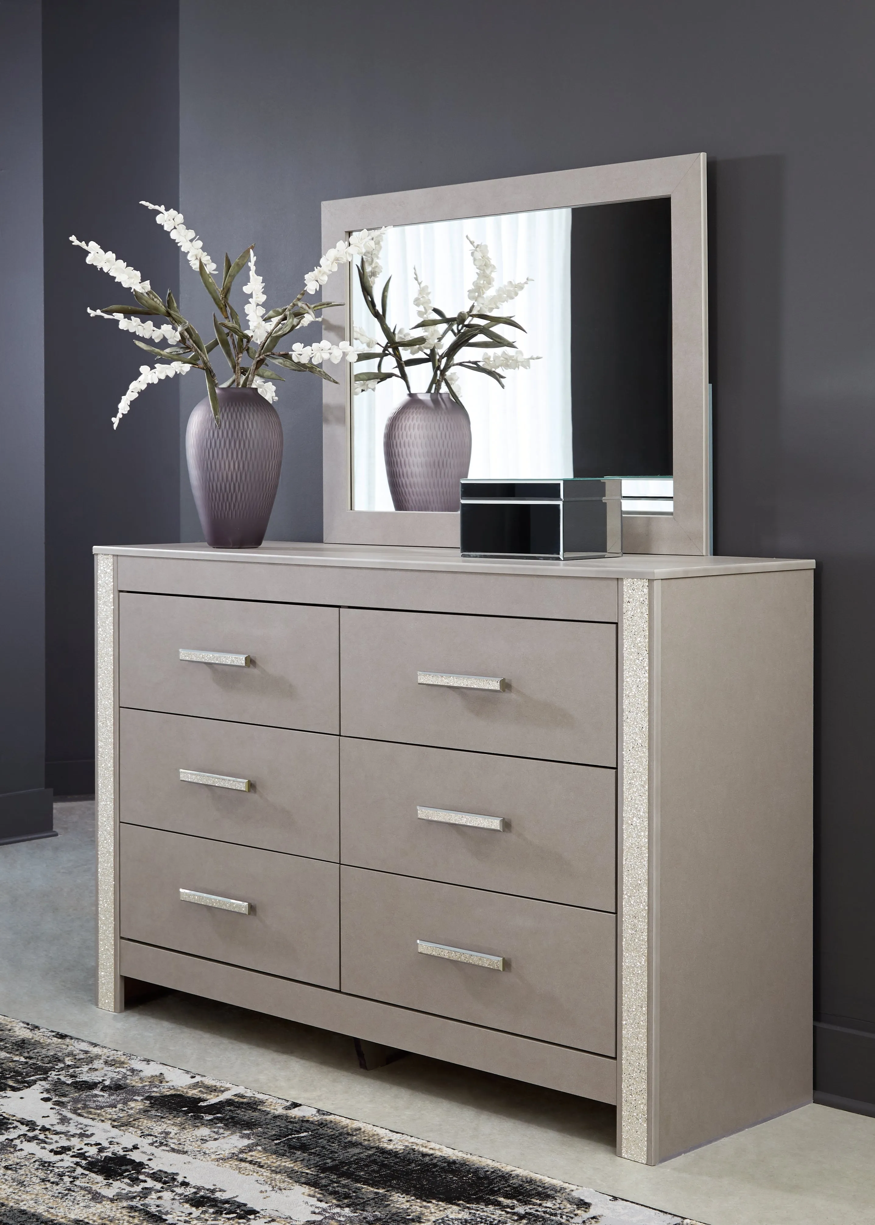 Surancha King Poster Bed with Mirrored Dresser and 2 Nightstands in Gray