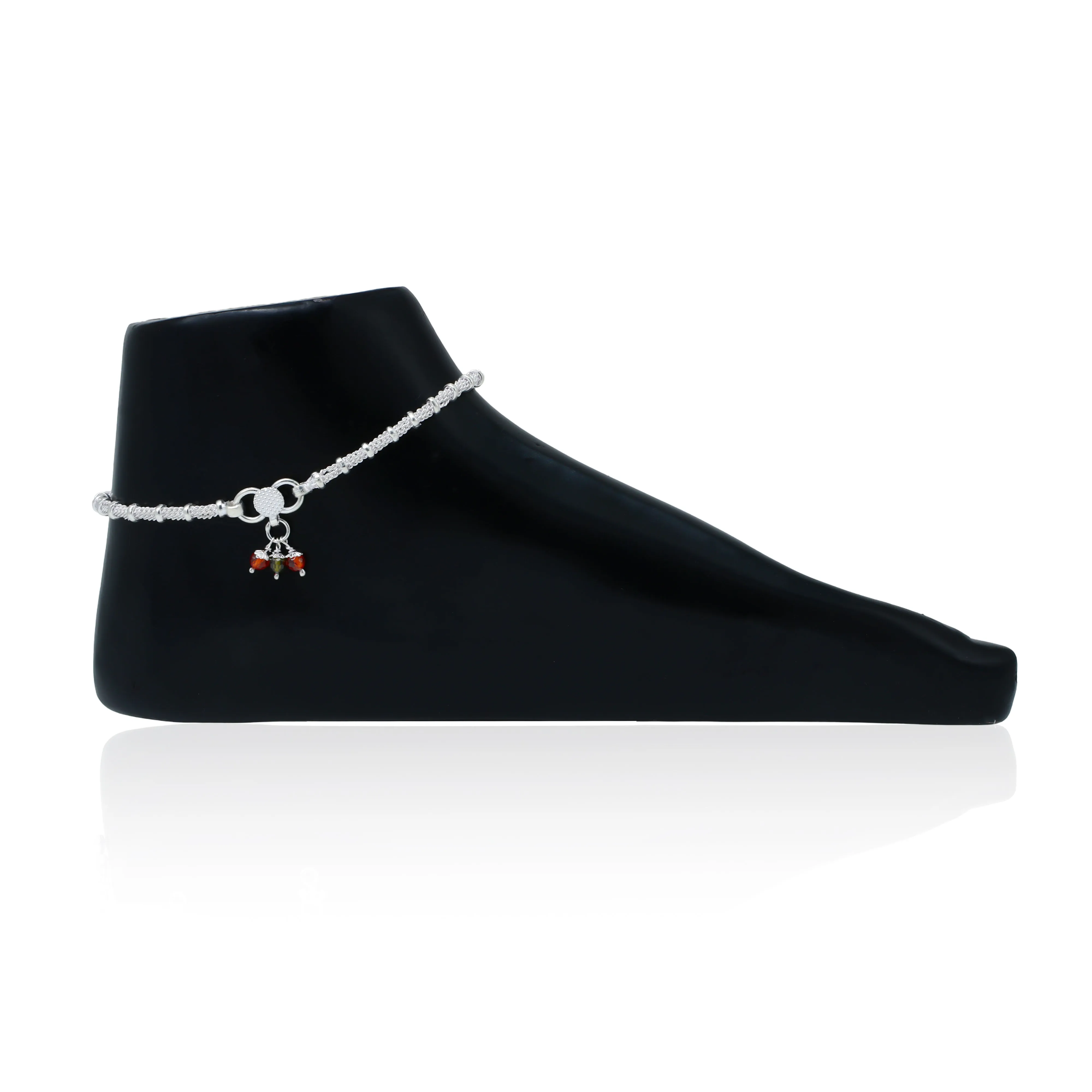Unique Design Silver Payal for a Distinctive Look